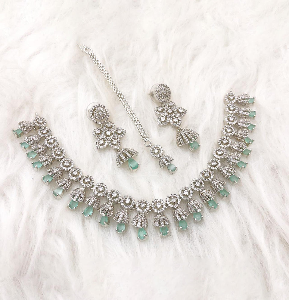 One Carat Gardenia Necklace Set