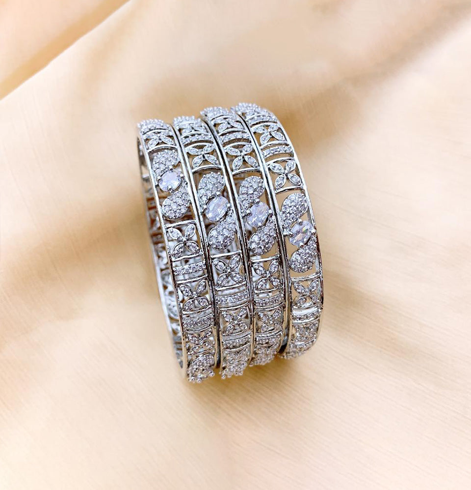 Starlight Lace Diamond Bangle Set