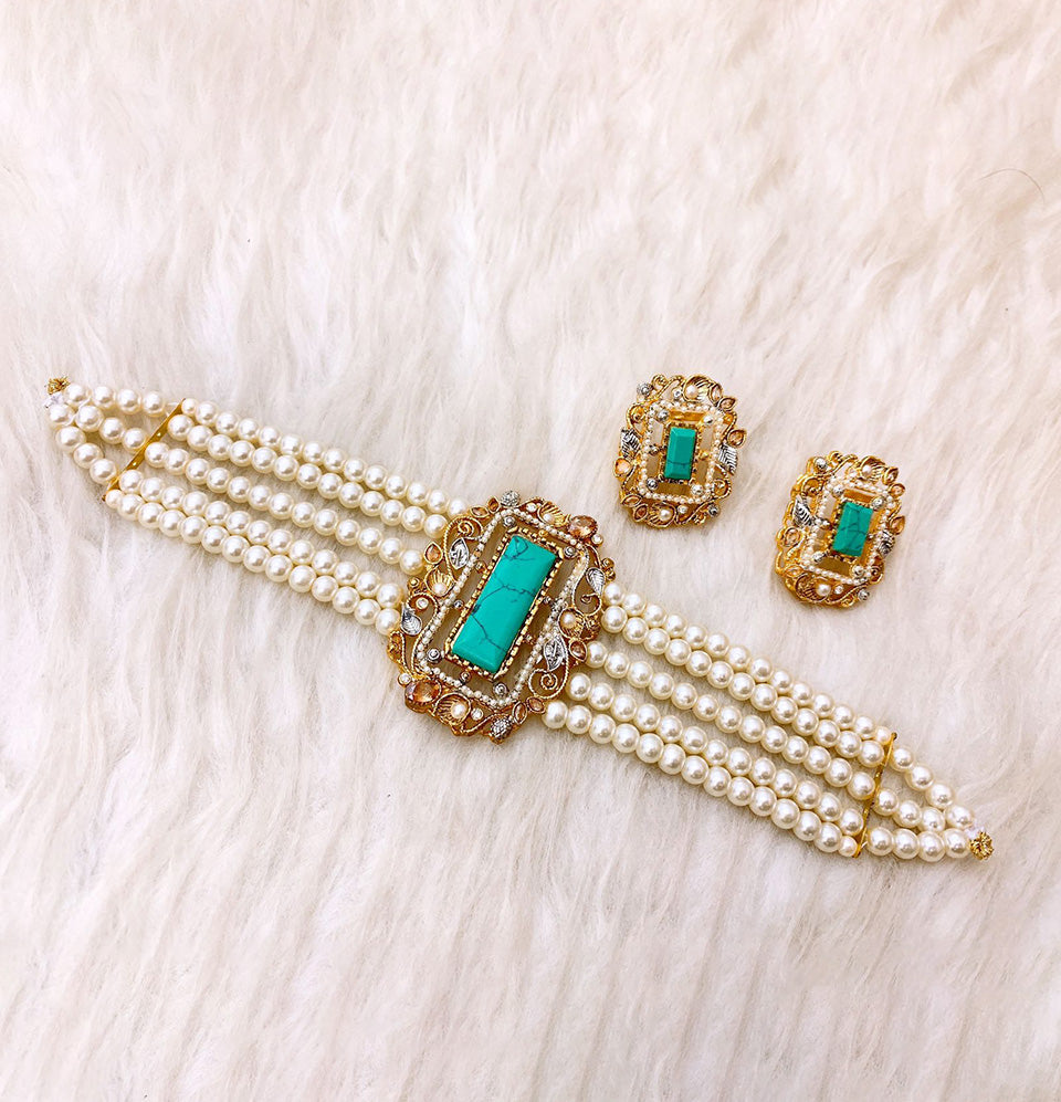 Cleopatra's Turquoise Oasis Choker Set