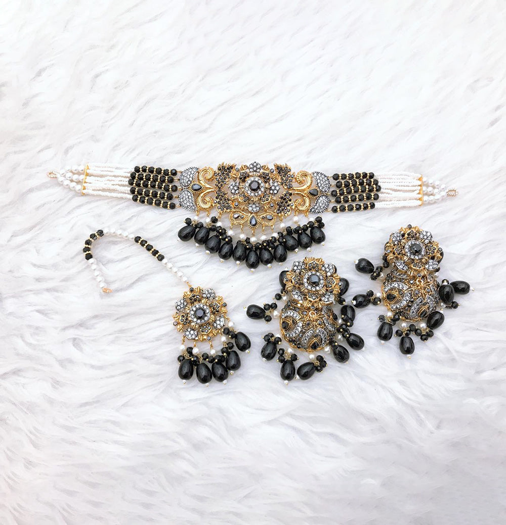 Pearlescent Majesty Choker Set